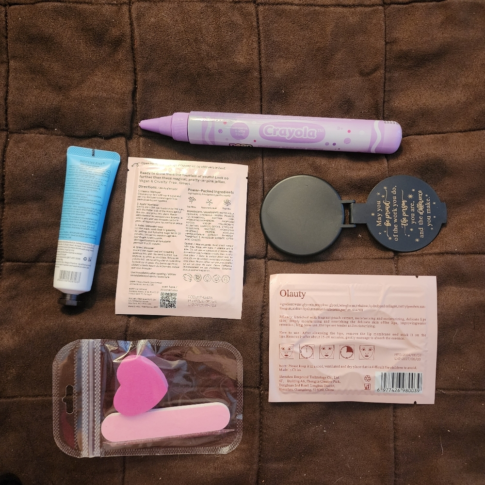 Self Care Bundle Purple Bow Spa Band Skincare Hair Makeup Bag Set - Picture 3 of 11